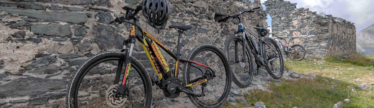 MOUNT PAGLIANO IN MTB – THROUGH ALABASTER AND VINEYARDS